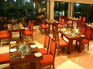 Hotel Riverside Resort And Spa Кумбаконам Екстер'єр фото